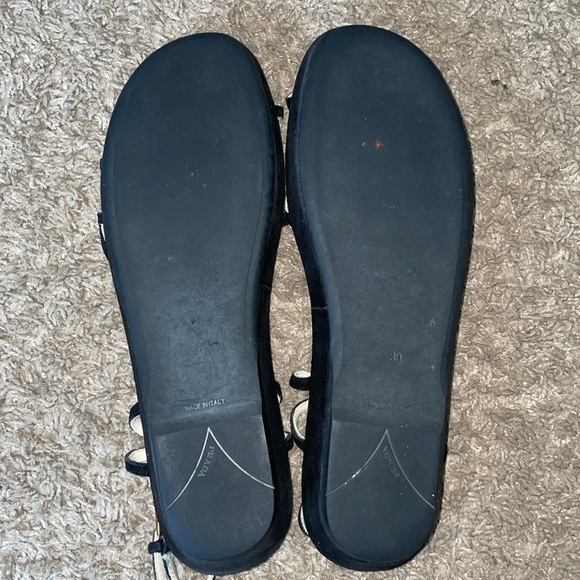 Prada black suede platform pink tulip t-strap sandals - Picture 6 of 15